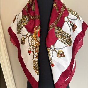 Luxurious Red and Gold Chain Pattern Scarf
